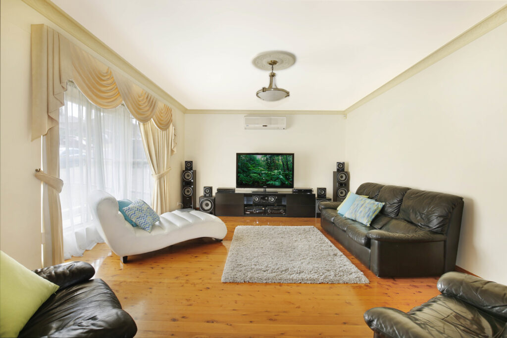 17 Murrogun Crescent, Cordeaux Heights NSW 2526 - photo 2
