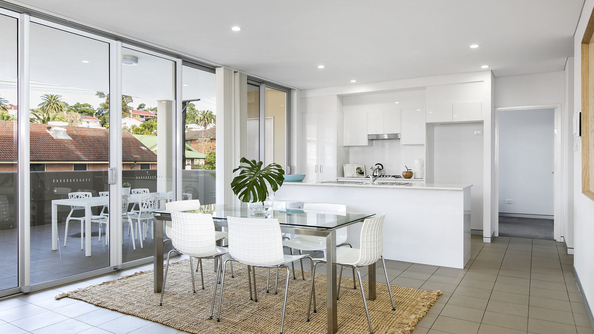 165/30 Gladstone Avenue, Wollongong NSW 2500 - photo 3