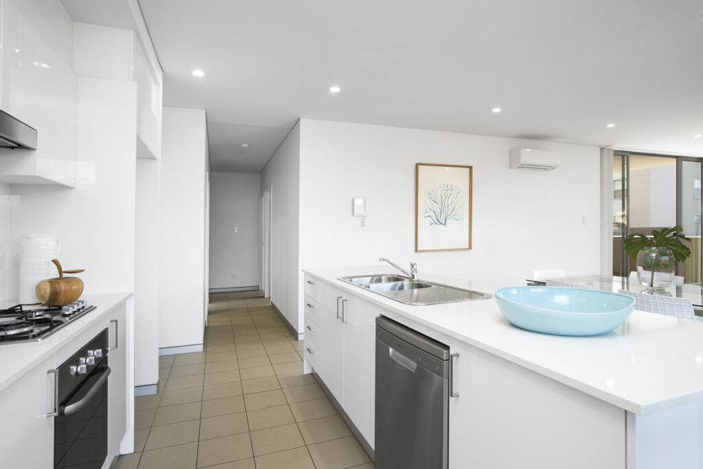 165/30 Gladstone Avenue, Wollongong NSW 2500 - photo 4