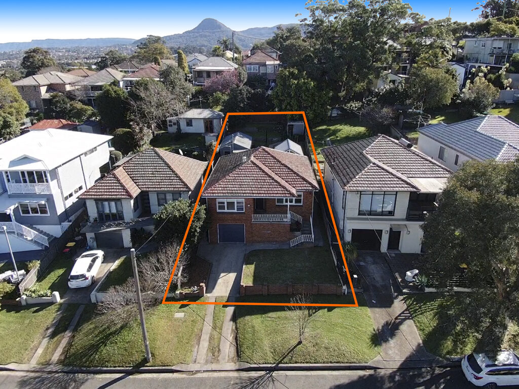 Sold - 10 Prospect Street - New Property in Mount Saint Thomas - Real Estate by Christian Zeidler