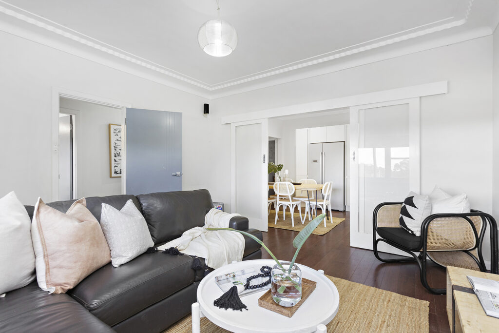 Sold - 10 Prospect Street - New Property in Mount Saint Thomas - Real Estate by Christian Zeidler