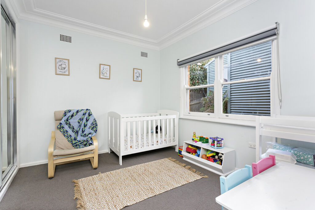 Sold - 10 Prospect Street - New Property in Mount Saint Thomas - Real Estate by Christian Zeidler