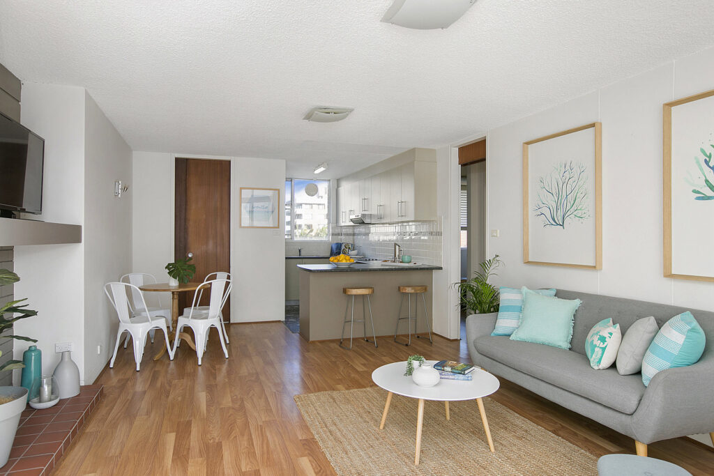15/42-44 Cliff Road, Wollongong NSW 2500 - photo 4