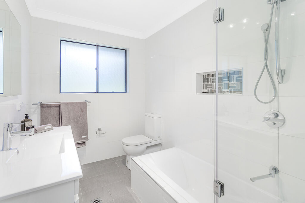 Sold - 2/10 Highway Avenue - New Property in West Wollongong - Real Estate by Christian Zeidler