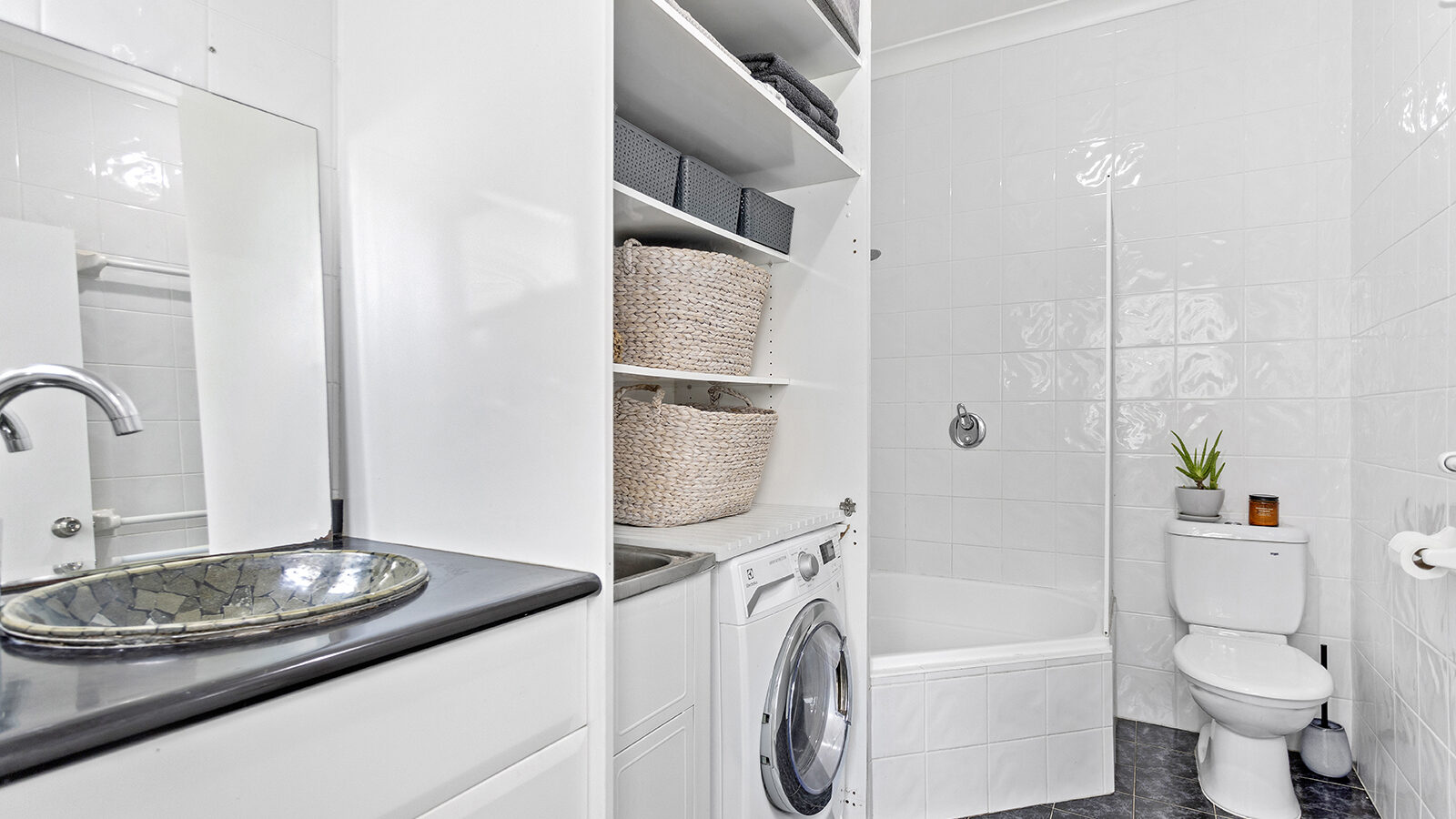 Sold - 1/56 Euroka Street - New Property in West Wollongong - Real Estate by Christian Zeidler