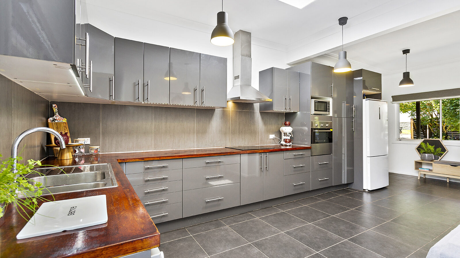Sold - 10 Euroka Street - New Property in West Wollongong - Real Estate by Christian Zeidler