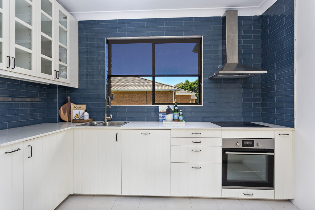 2/11 Murranar Road, Towradgi NSW 2518 - photo 2