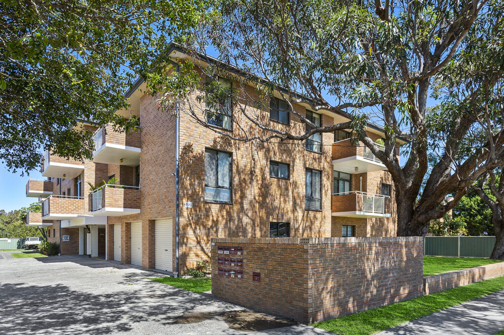 2/11 Murranar Road, Towradgi NSW 2518 - photo 11