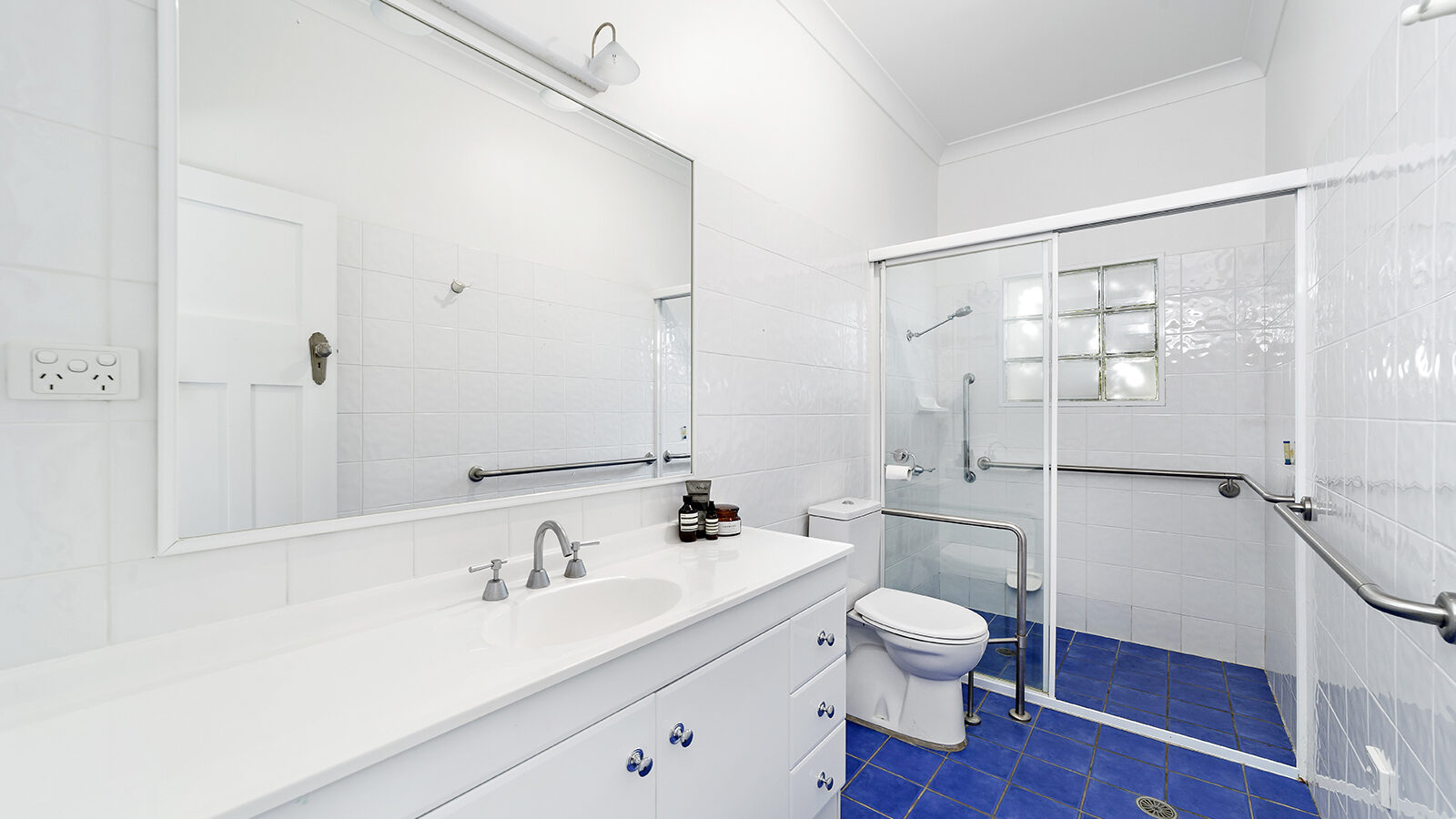 5 Hurt Street, West Wollongong NSW 2500 - photo 5