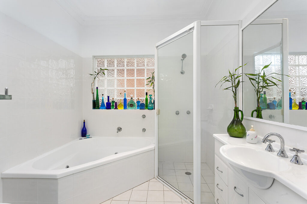 24 Bulwarra Street, Keiraville NSW 2500 - photo 5