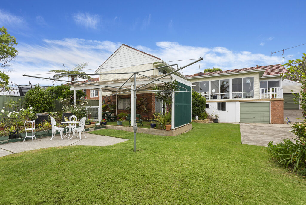 24 Bulwarra Street, Keiraville NSW 2500 - photo 10