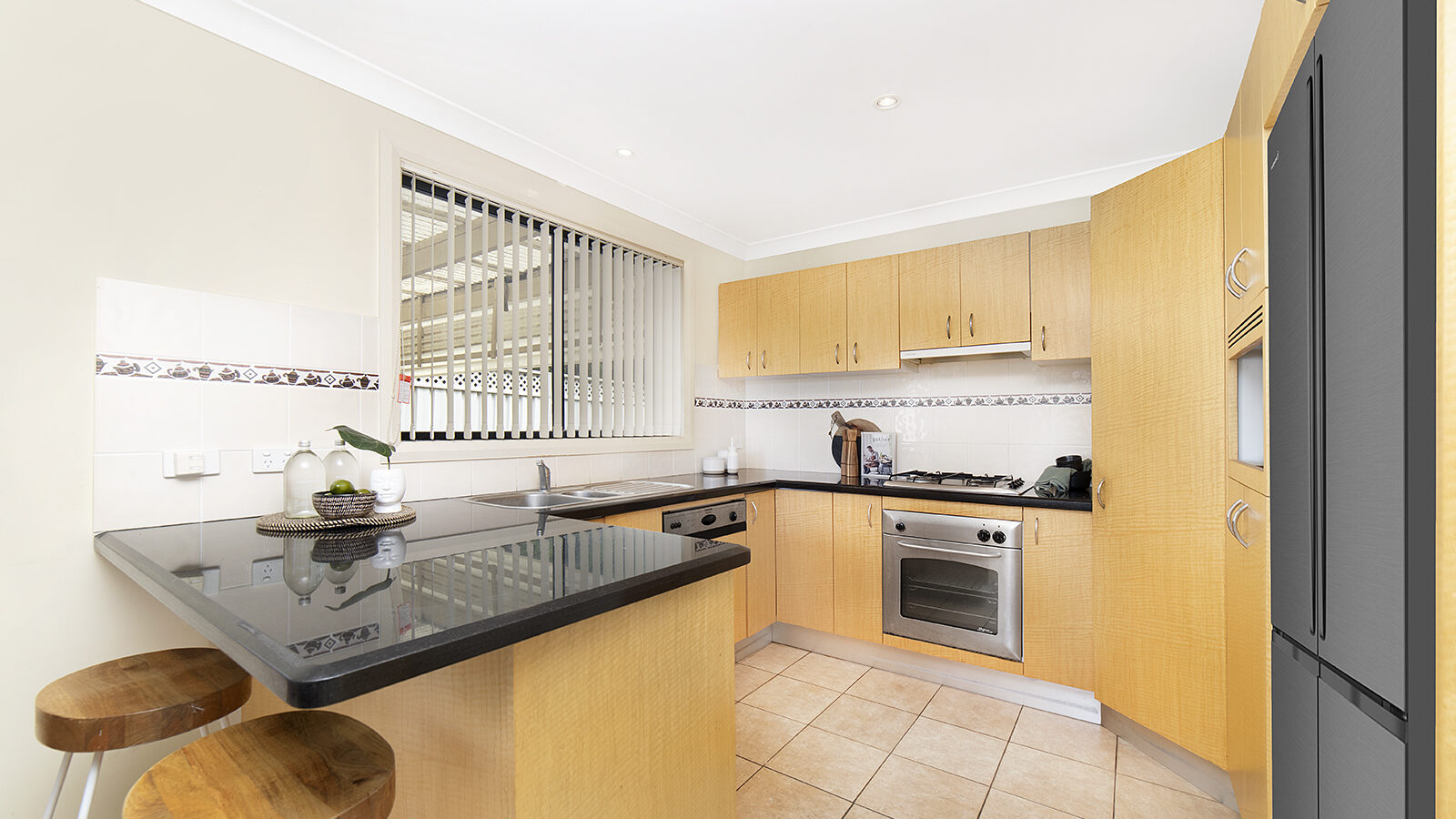 Sold - 4/28-30 Russell Street - New Property in Balgownie - Real Estate by Christian Zeidler