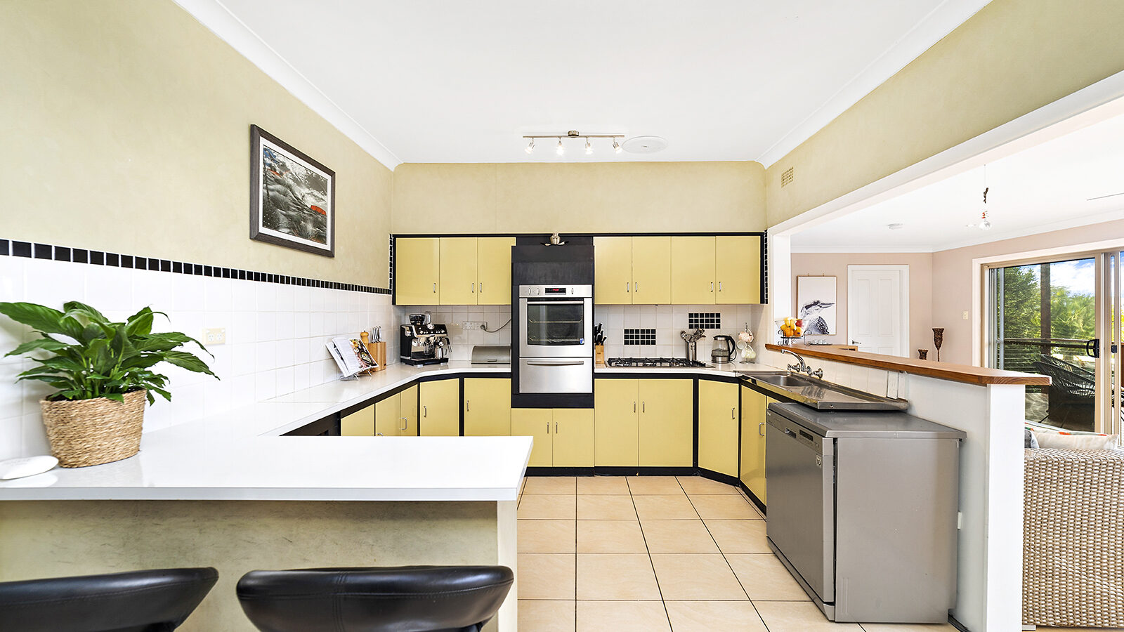 11 Pindari Street, Keiraville NSW 2500 - photo 4