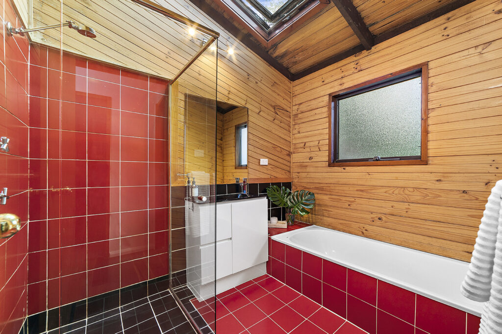 10 Balook Street, Mount Keira NSW 2500 - photo 8