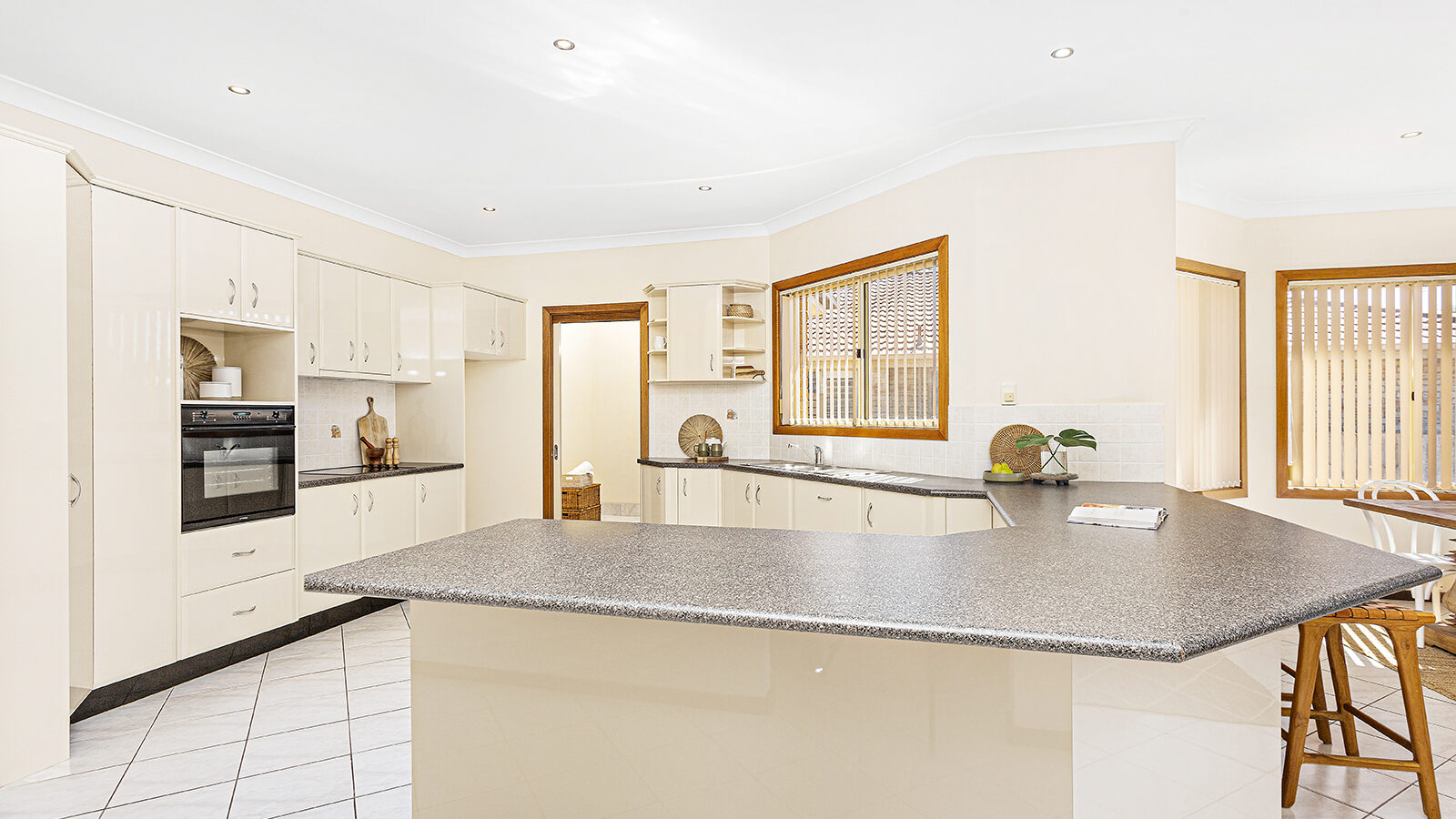 3 Cherry Street, Woonona NSW 2517 - photo 5