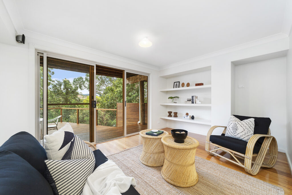 33 Ashley Avenue, Farmborough Heights NSW 2526 - photo 3
