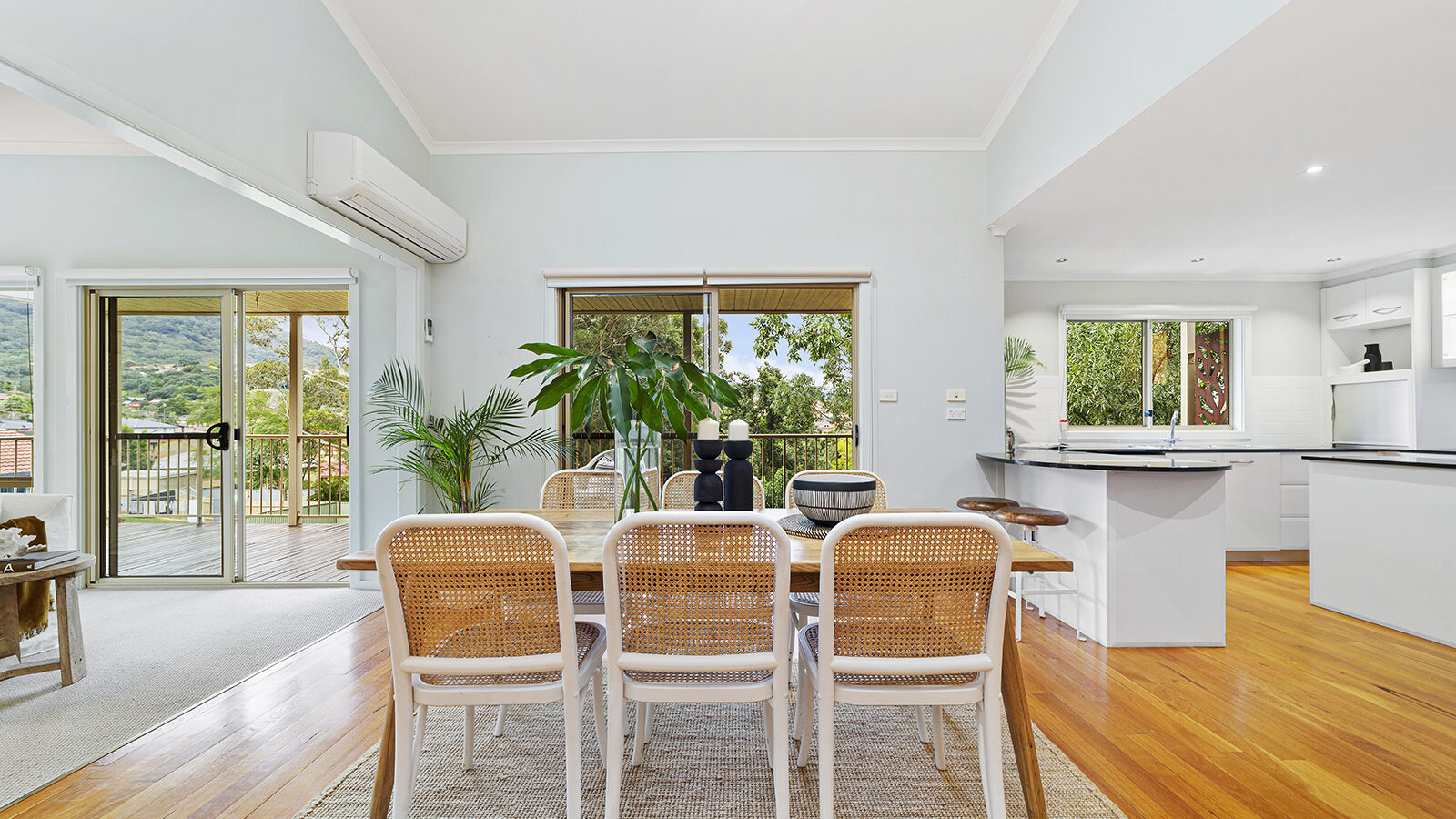33 Ashley Avenue, Farmborough Heights NSW 2526 - photo 7