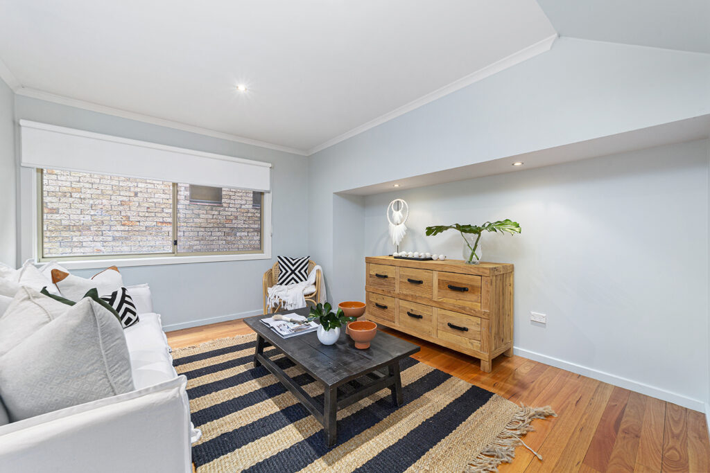 33 Ashley Avenue, Farmborough Heights NSW 2526 - photo 9