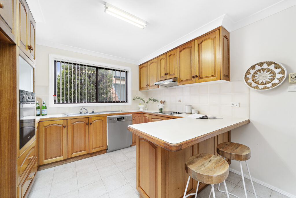 2/111 Balgownie Road, Balgownie NSW 2519 - photo 4