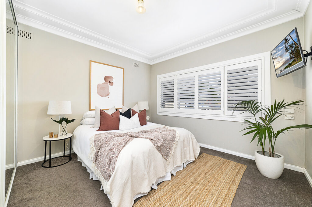 128 Ocean Street, Mount Saint Thomas NSW 2500 - photo 8