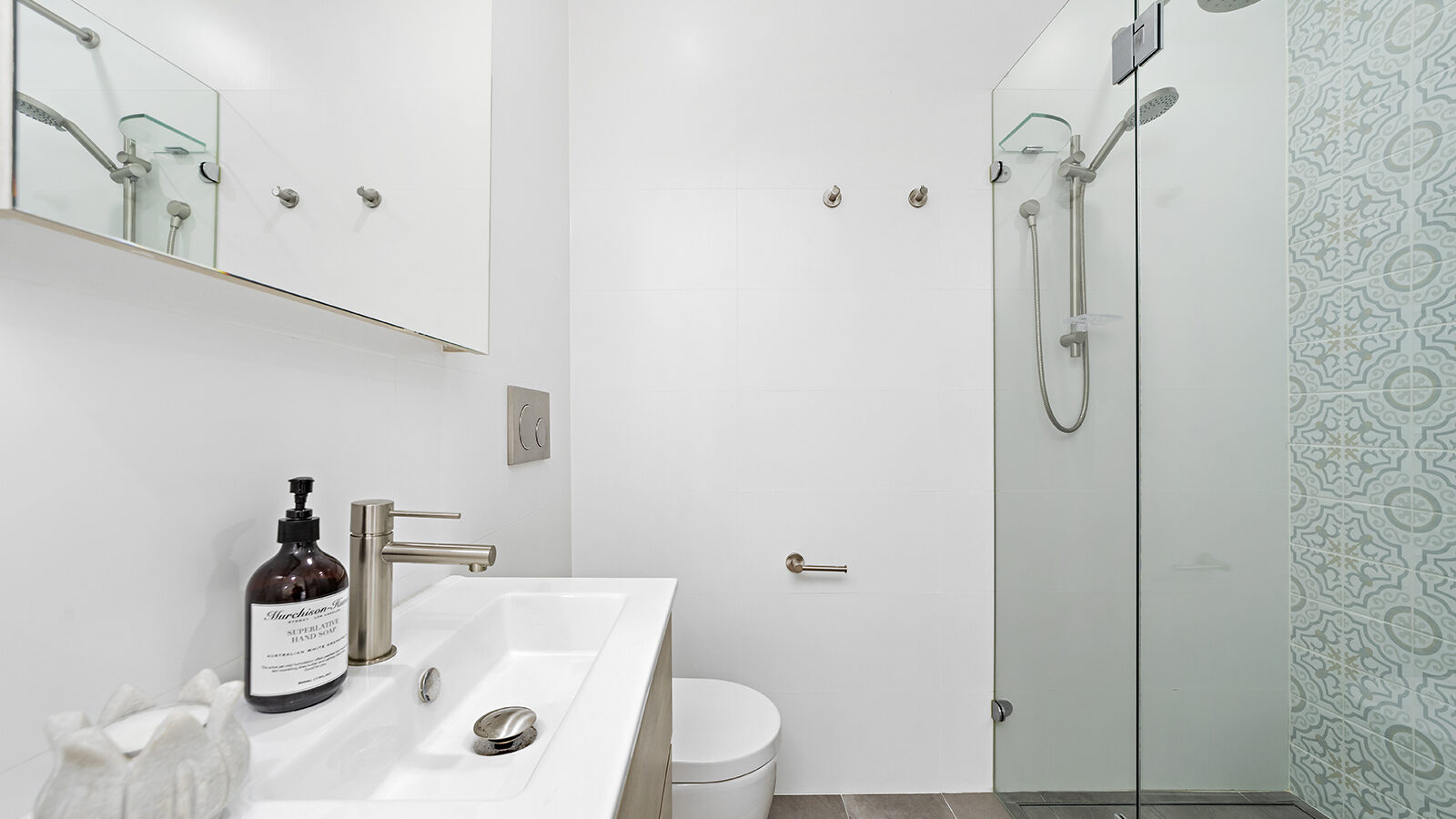2 Georgina Avenue, Keiraville NSW 2500 - photo 11