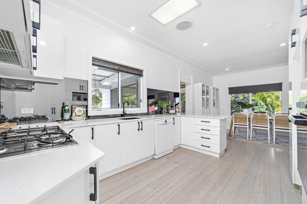 2 Georgina Avenue, Keiraville NSW 2500 - photo 4