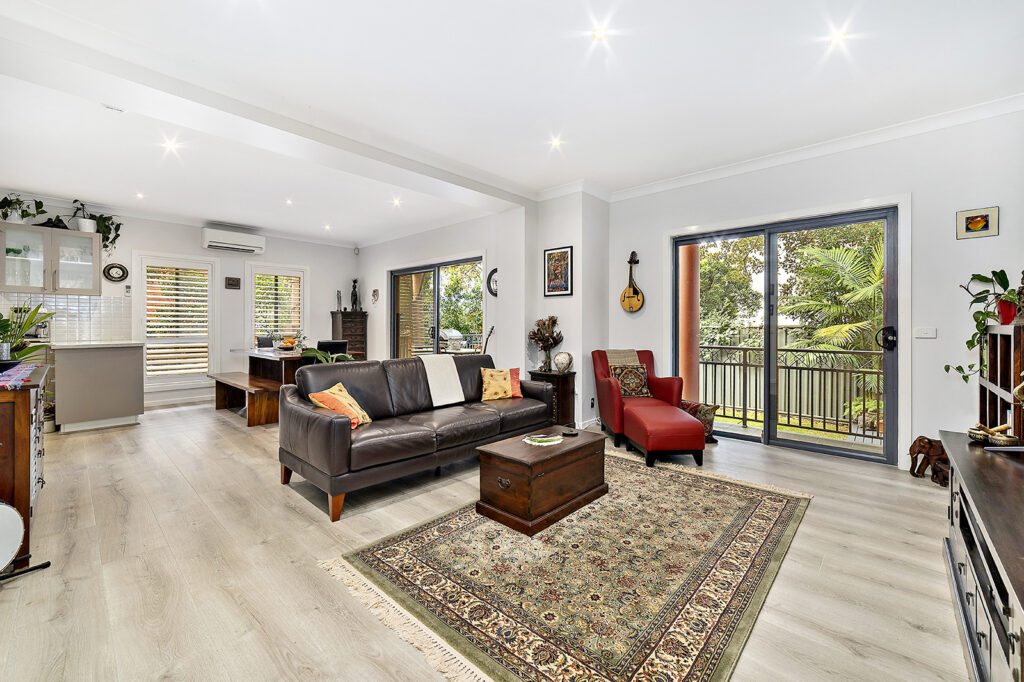 5/17 View Street, Wollongong NSW 2500 - photo 2