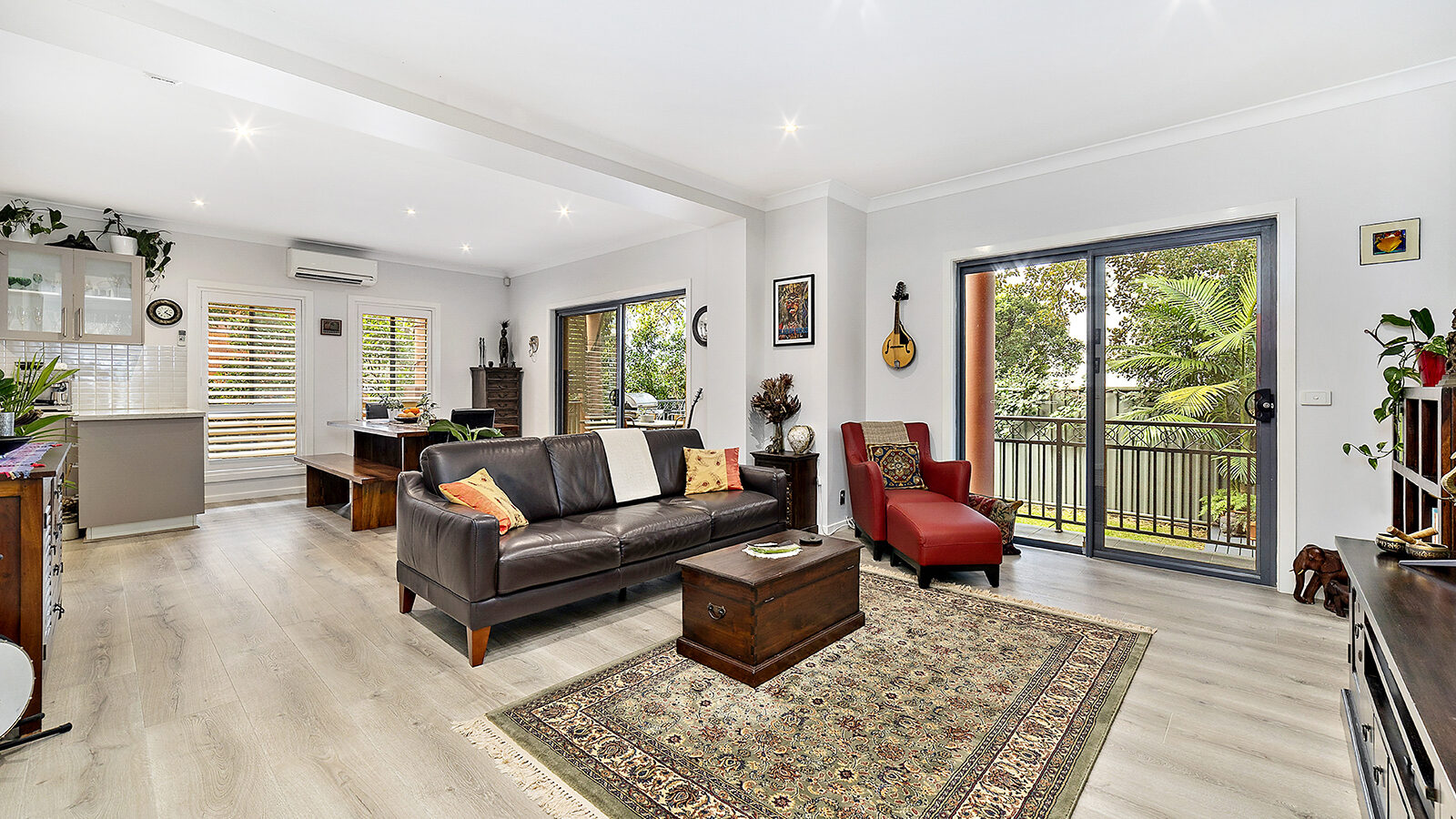 5/17 View Street, Wollongong NSW 2500 - photo 2