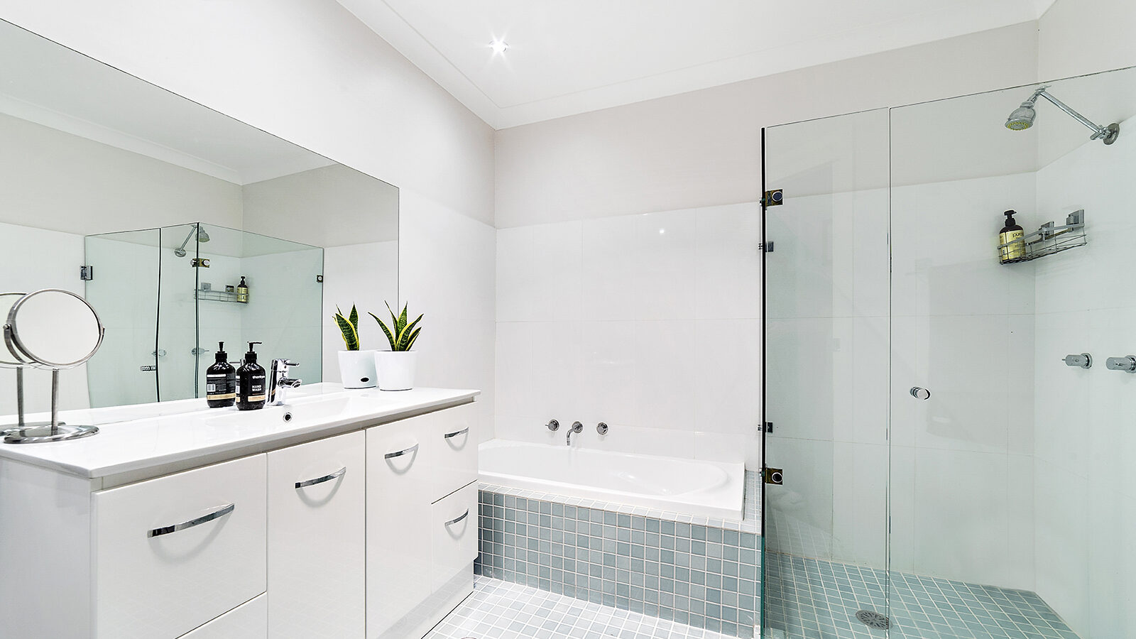 5/17 View Street, Wollongong NSW 2500 - photo 7