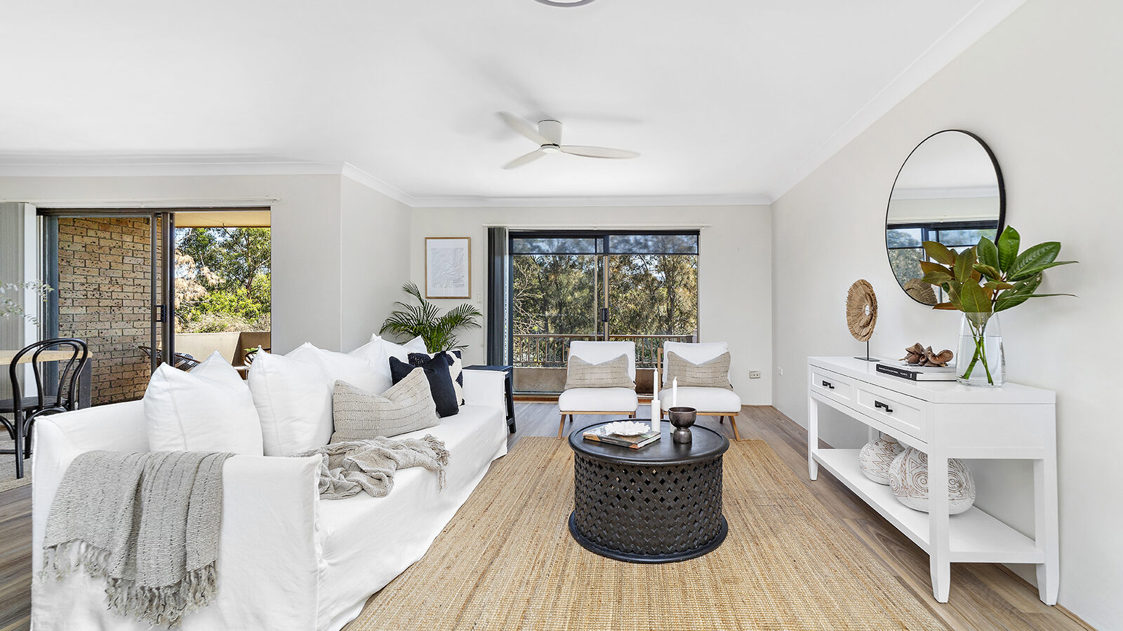 18/60 Bourke Street, North Wollongong NSW 2500 - photo 3