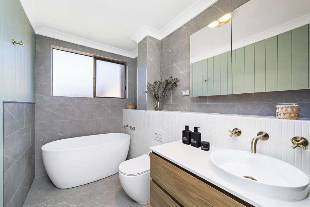 18/60 Bourke Street, North Wollongong NSW 2500 - photo 5