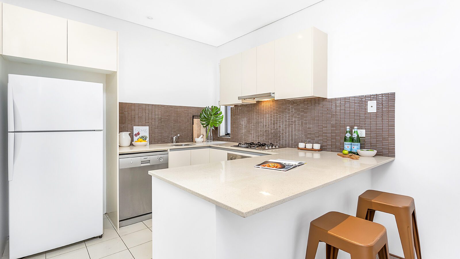 14/12-14 Loftus Street, WOLLONGONG NSW 2500 - photo 3