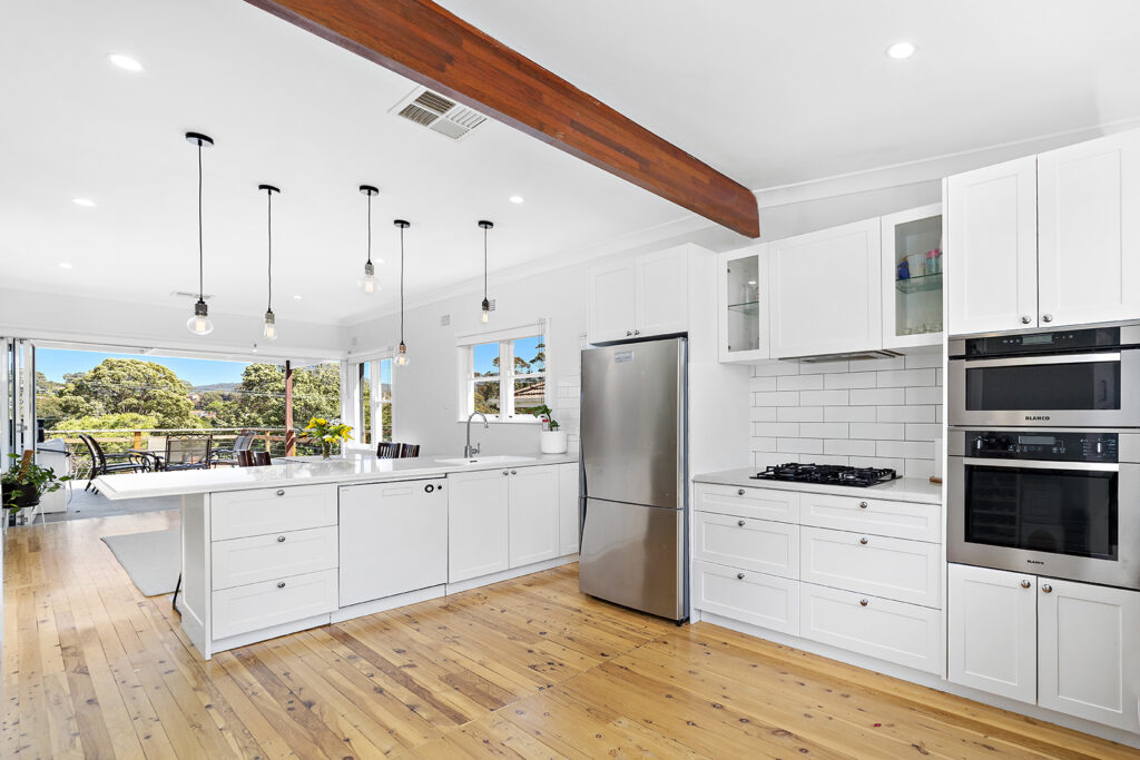 11 Bukari Street, West Wollongong NSW 2500 - photo 4