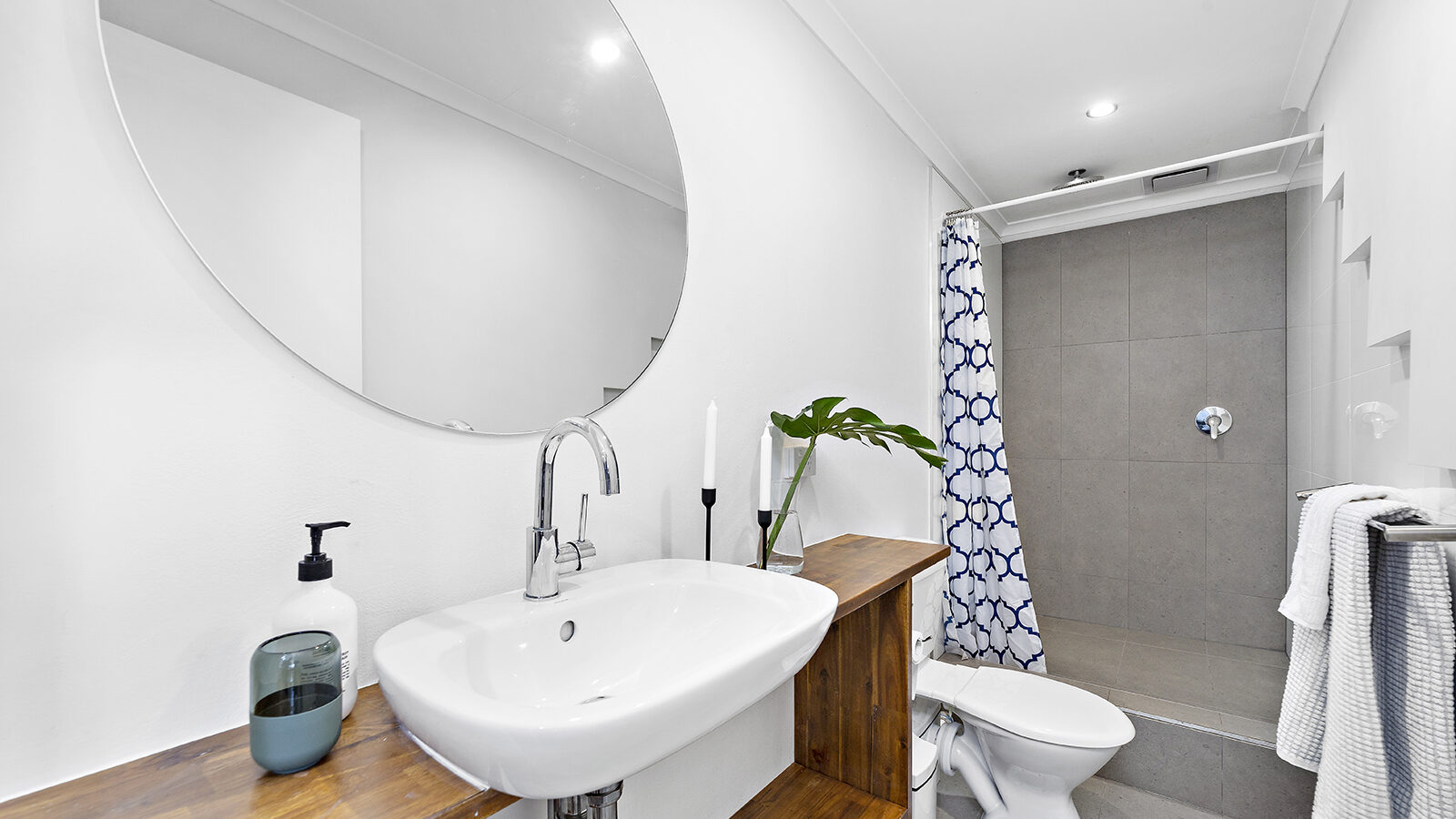 11 Bukari Street, West Wollongong NSW 2500 - photo 10