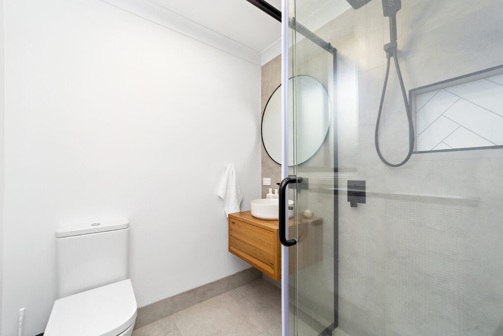 2/47 Russell Street, Balgownie NSW 2519 - photo 10