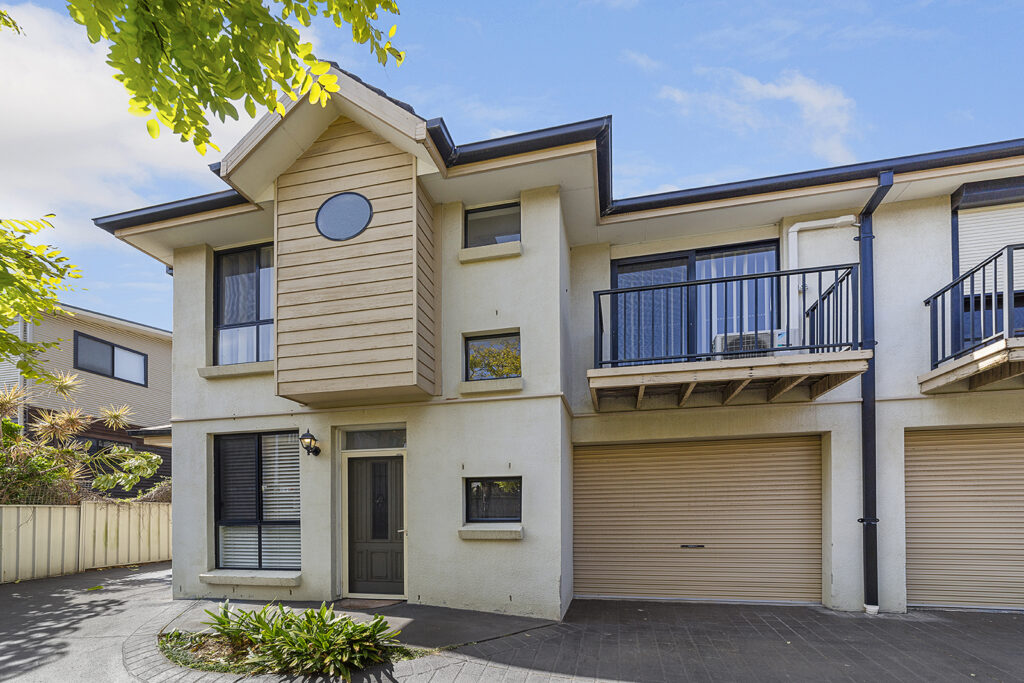 1/9A Gilmore Street, West Wollongong NSW 2500 - McGrath Illawarra