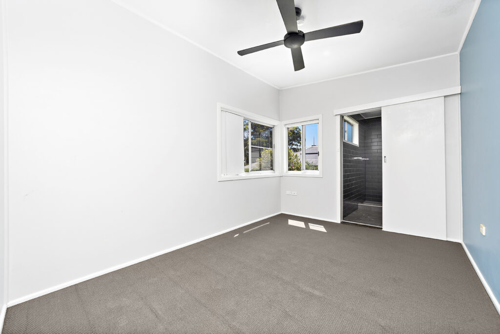 12 Fairy Street, Gwynneville NSW 2500 - photo 4