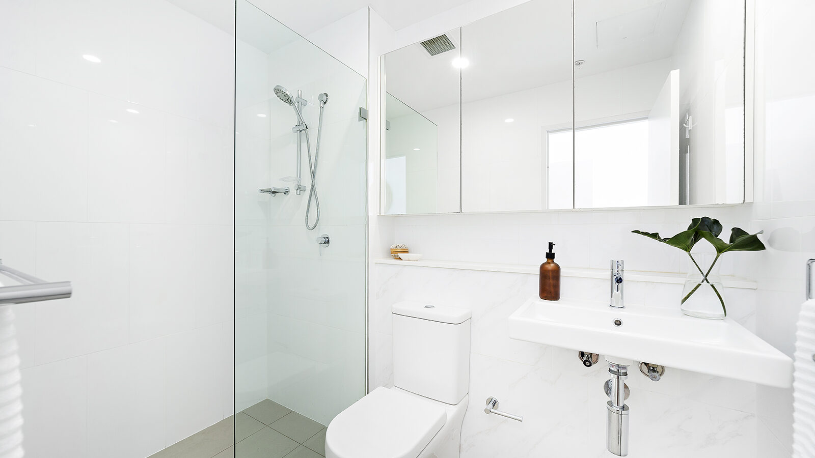 Sold - 402/14-18 Auburn Street - New Property in Wollongong - Real Estate by Christian Zeidler