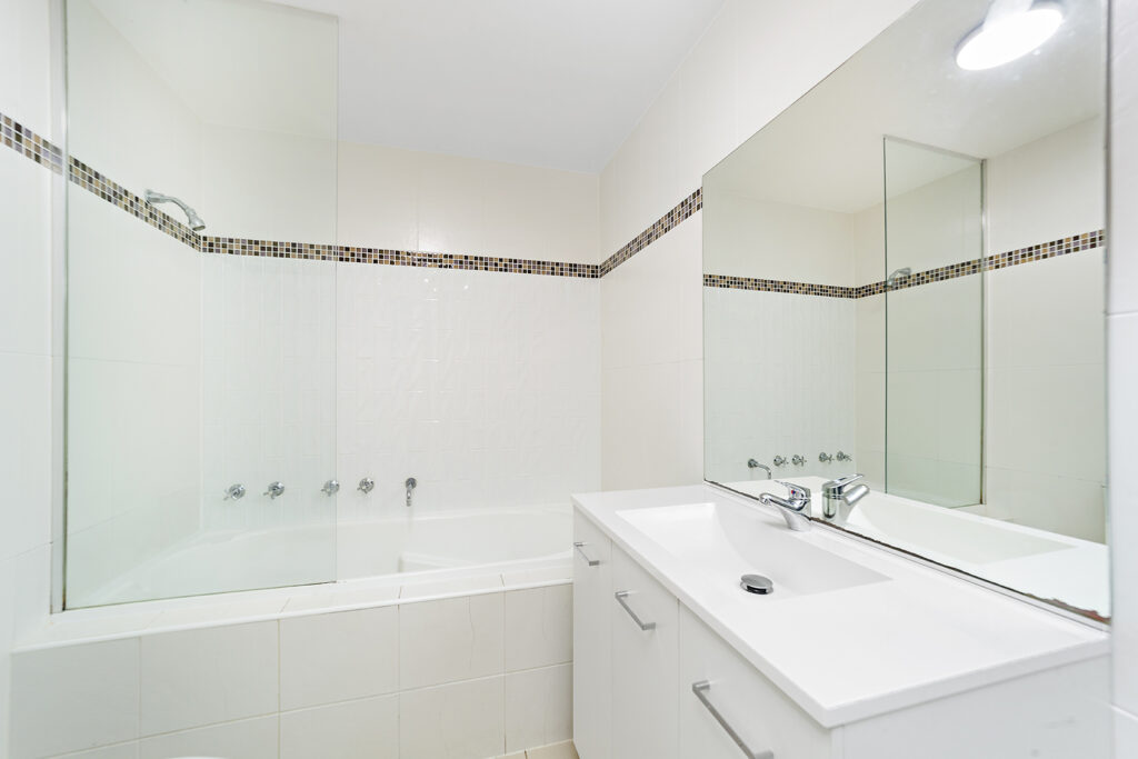5/22 Victoria Street, Wollongong NSW 2500 - photo 8