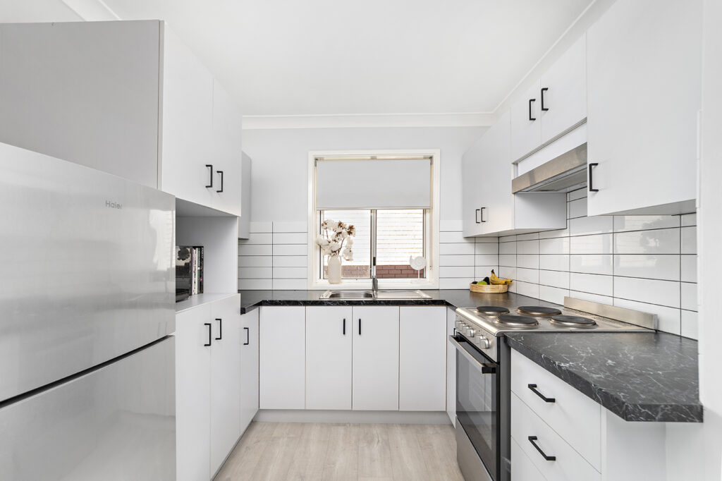 5/73 Collins Street, Corrimal NSW 2518 - photo 3