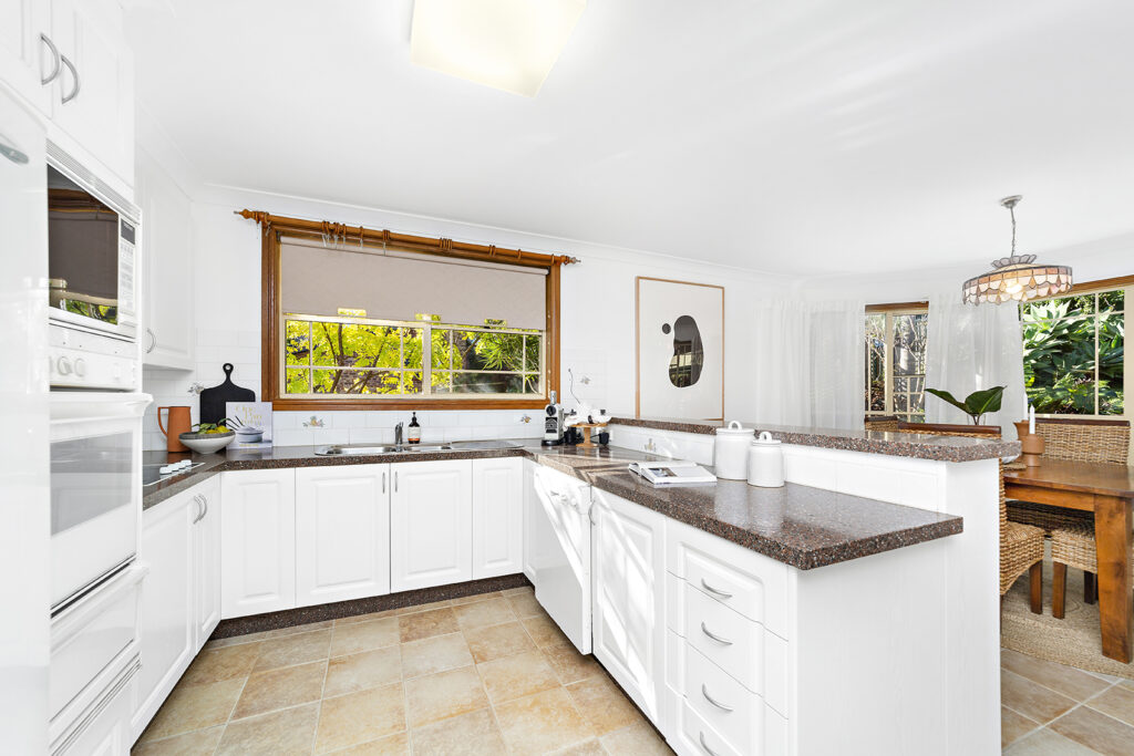 7 Foy Avenue, Figtree NSW 2525 - photo 4