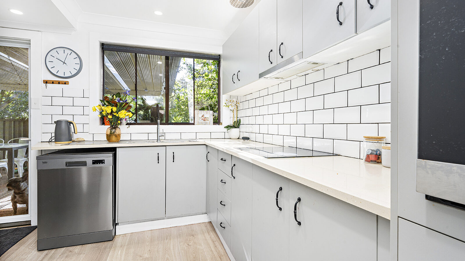 2/10 Highway Avenue, West Wollongong NSW 2500 - photo 4