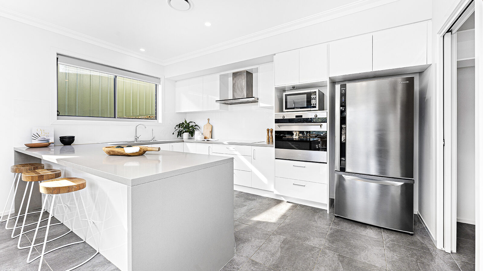 18 Cascarilla Street, Figtree NSW 2525 - photo 5