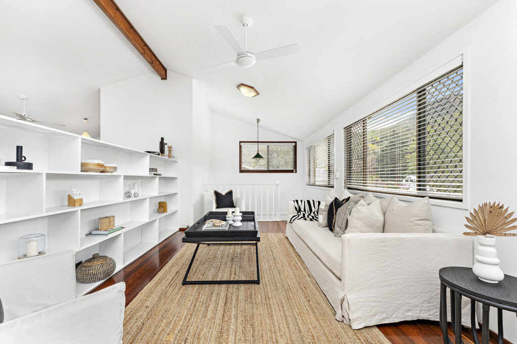 98 Koloona Avenue, Mount Keira NSW 2500 - McGrath Illawarra