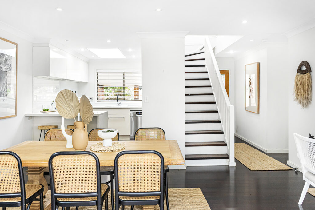 98 Koloona Avenue, Mount Keira NSW 2500 - photo 5