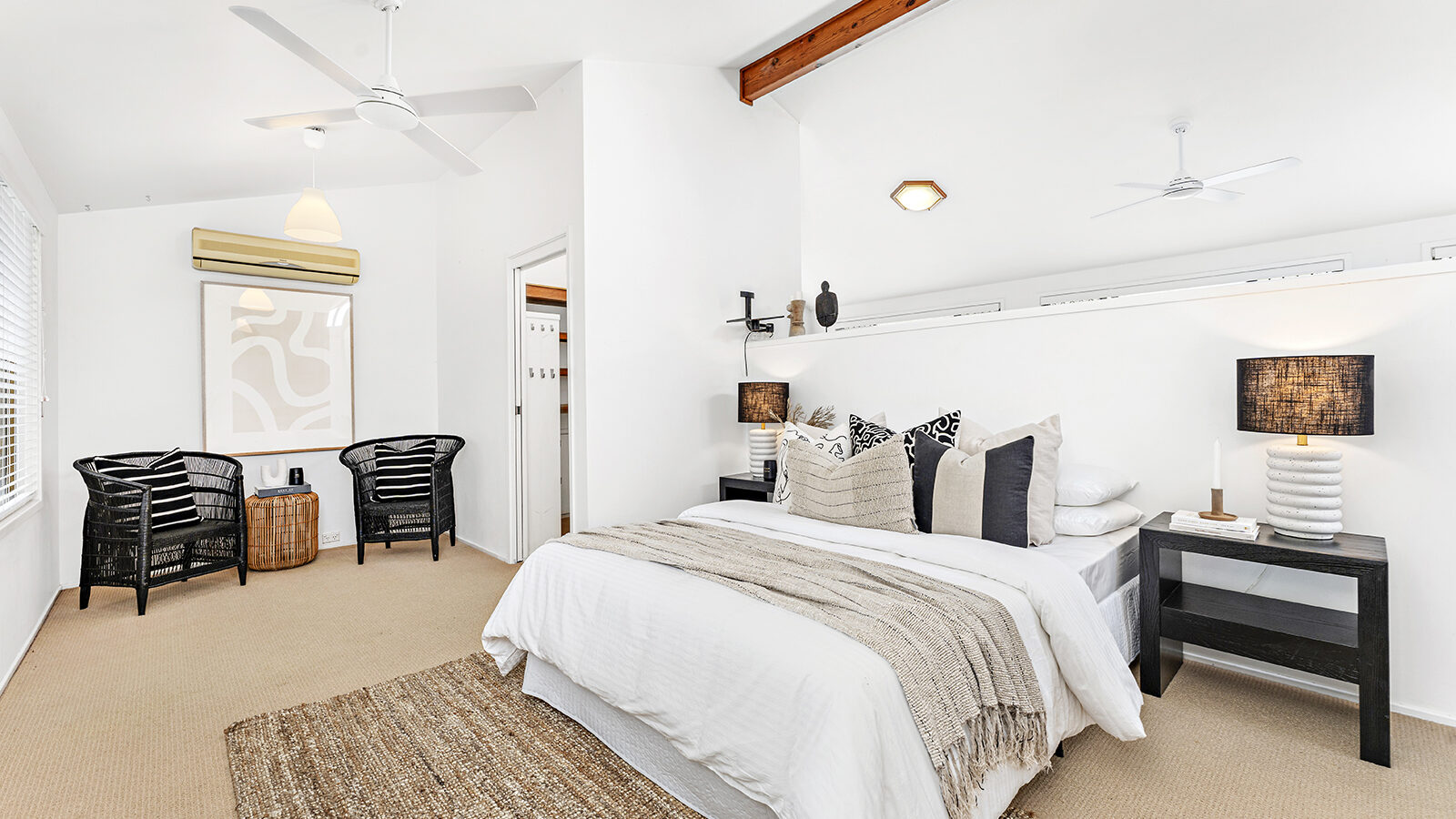 98 Koloona Avenue, Mount Keira NSW 2500 - photo 8
