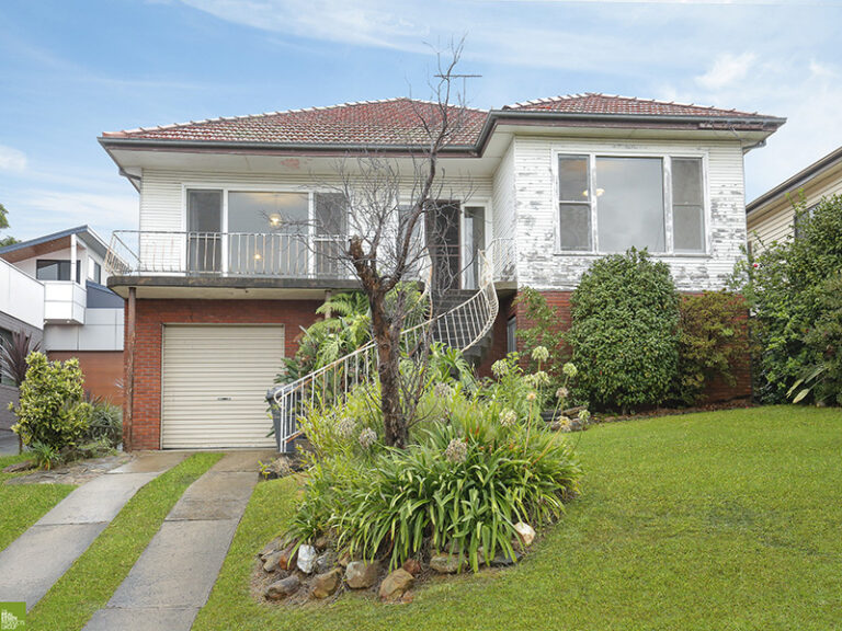 4 Gundarun Street, West Wollongong NSW 2500 - photo 3