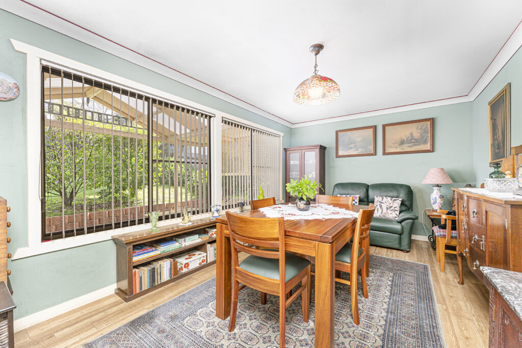 18 Prospect Street, Mount Saint Thomas NSW 2500 - photo 4