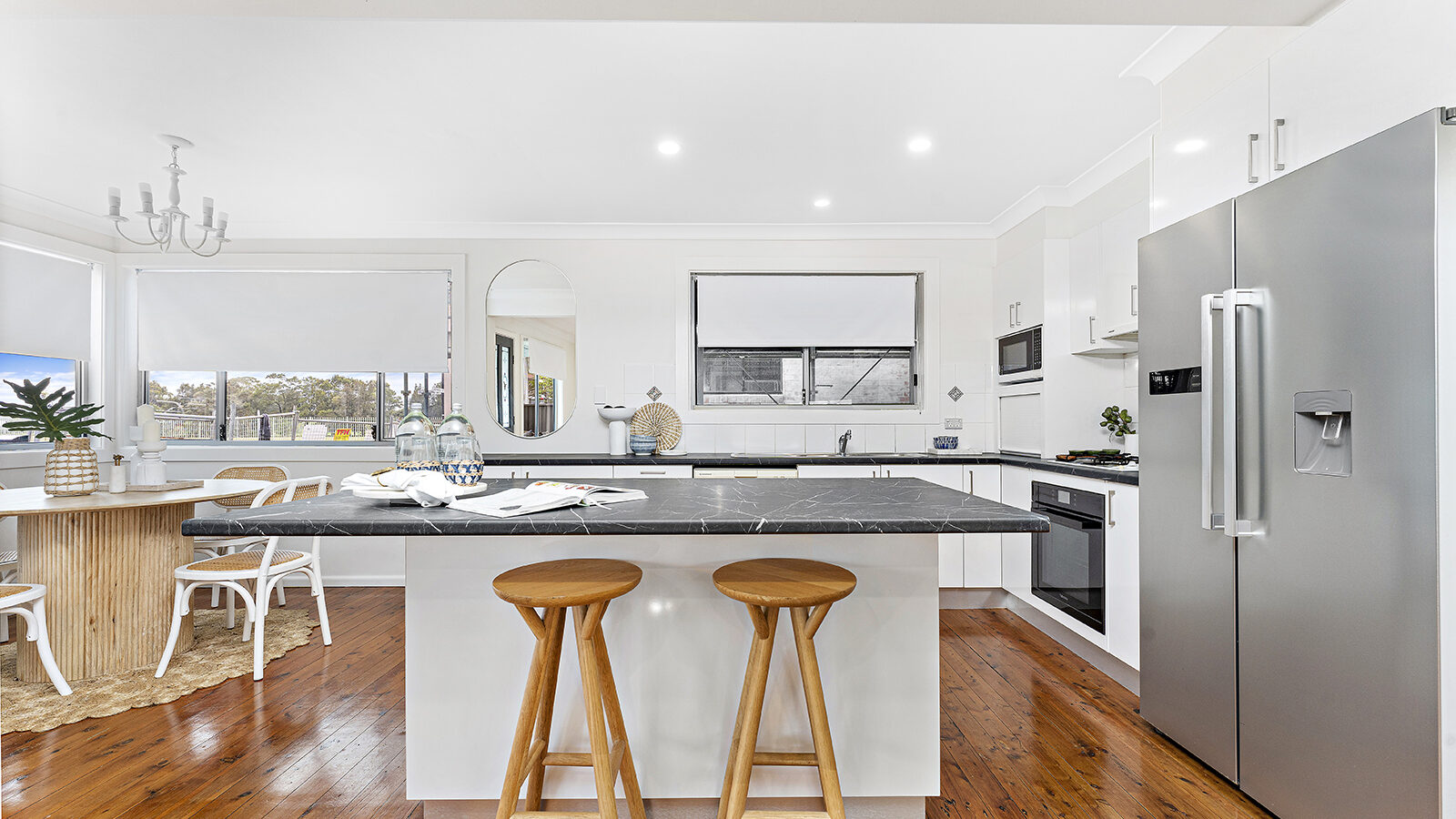3 Lavender Street, Bellambi NSW 2518 - photo 2