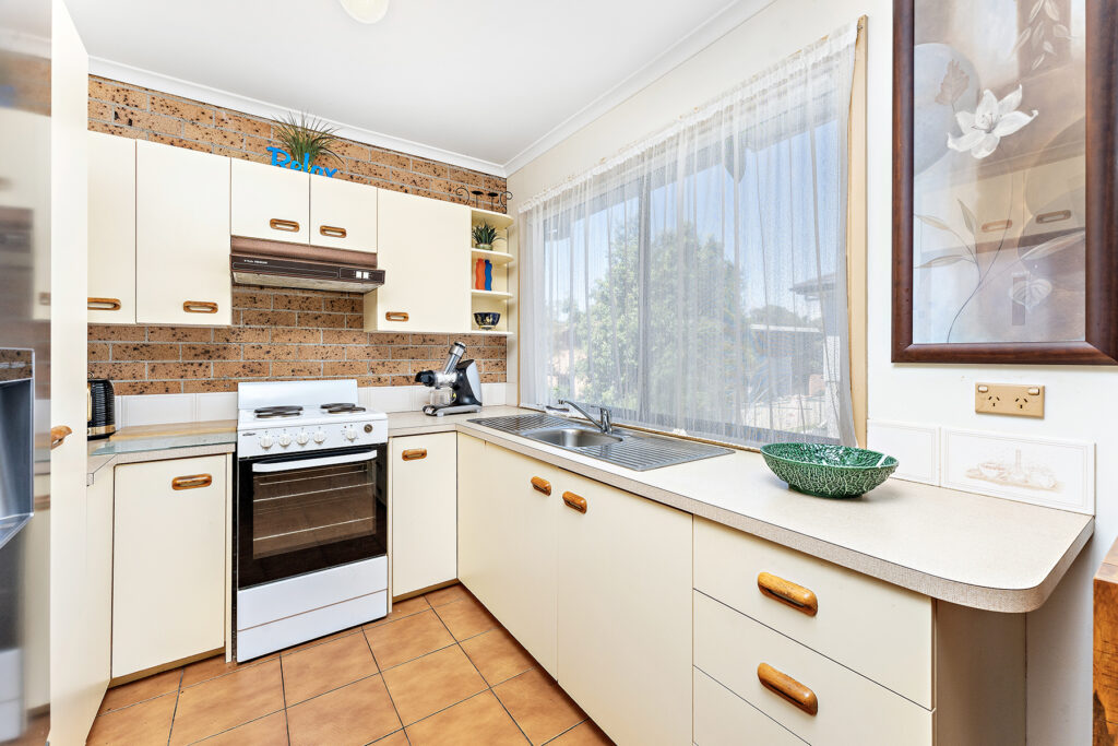 3/1 Bourke Street, Fairy Meadow NSW 2519 - photo 3